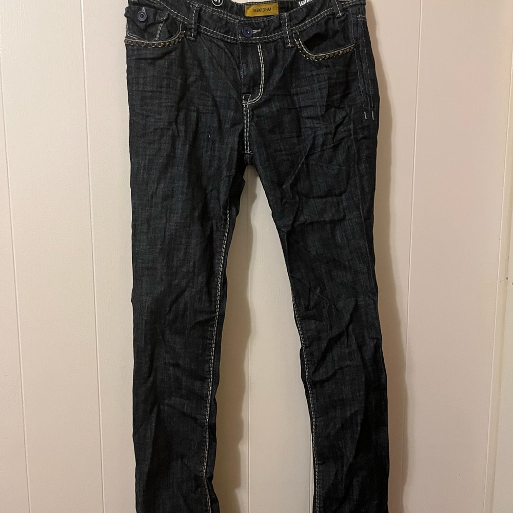 Mek jeans.